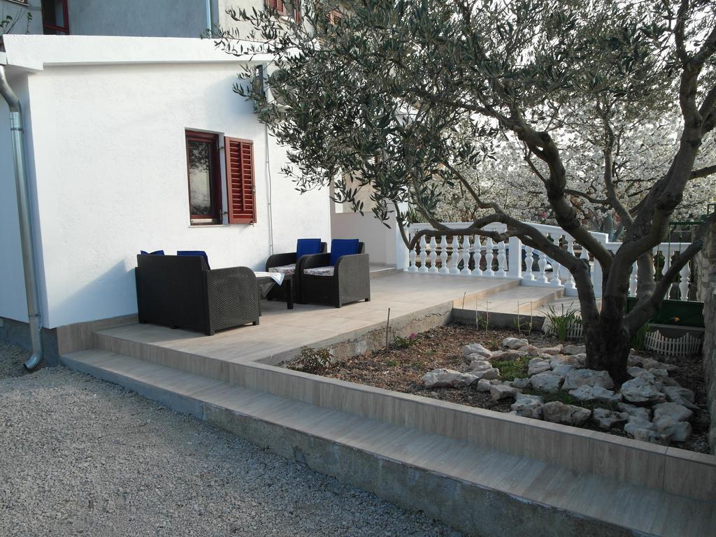 Apartment Antonio Sibenik Bagian luar foto